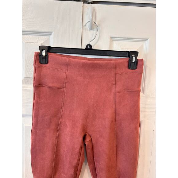 Spanx Faux Suede Leggings Rich Rose Size Large - Picture 4 of 7